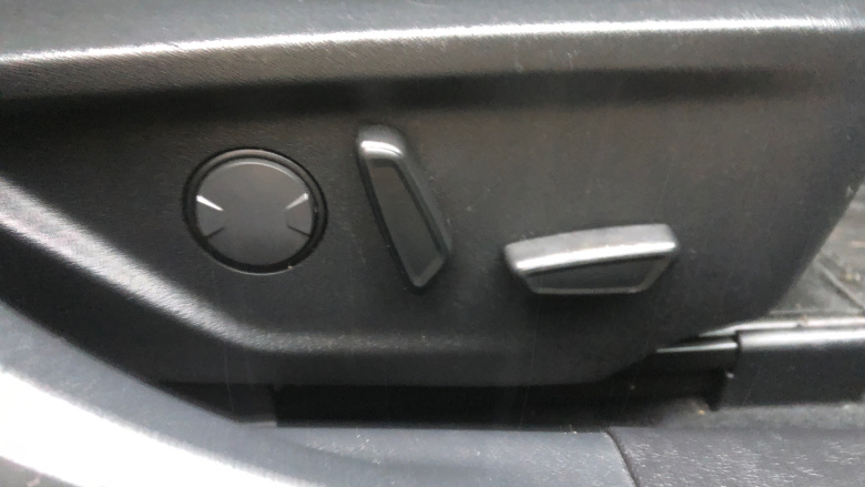 Ford Focus 1.5 EcoBlue 120 ST-Line X 5dr Auto Diesel Estate